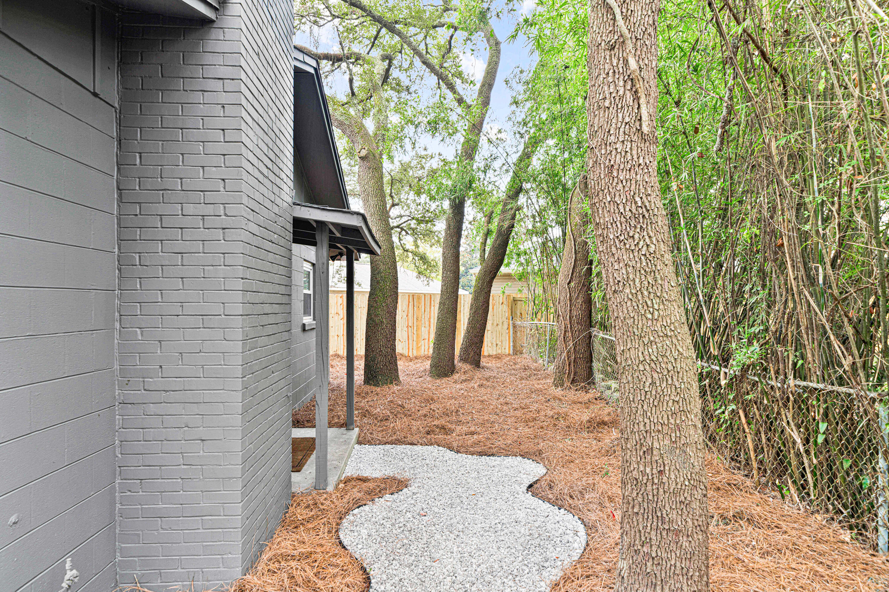 332B Calhoun Avenue
