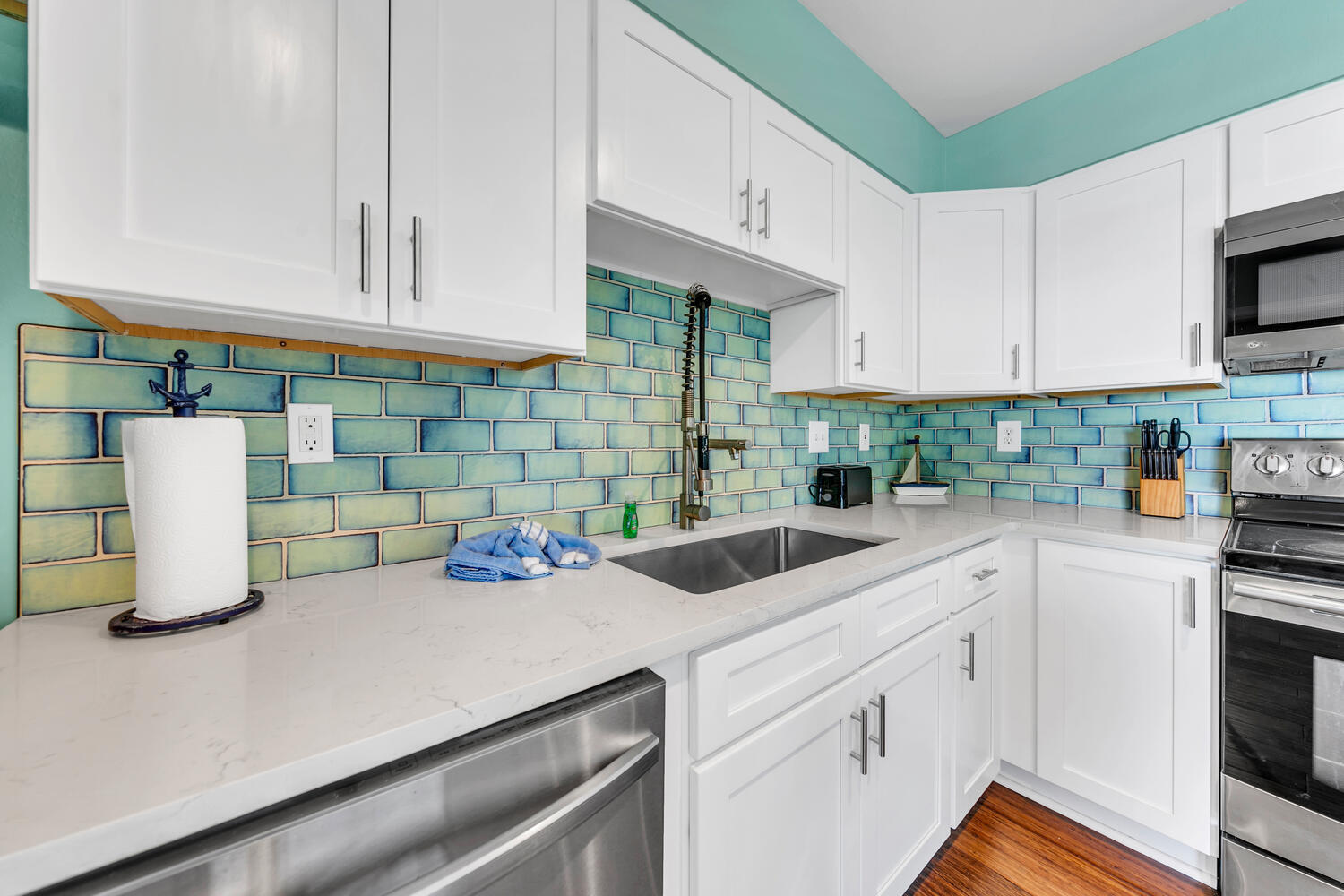 705 Gulf Shore Drive 102