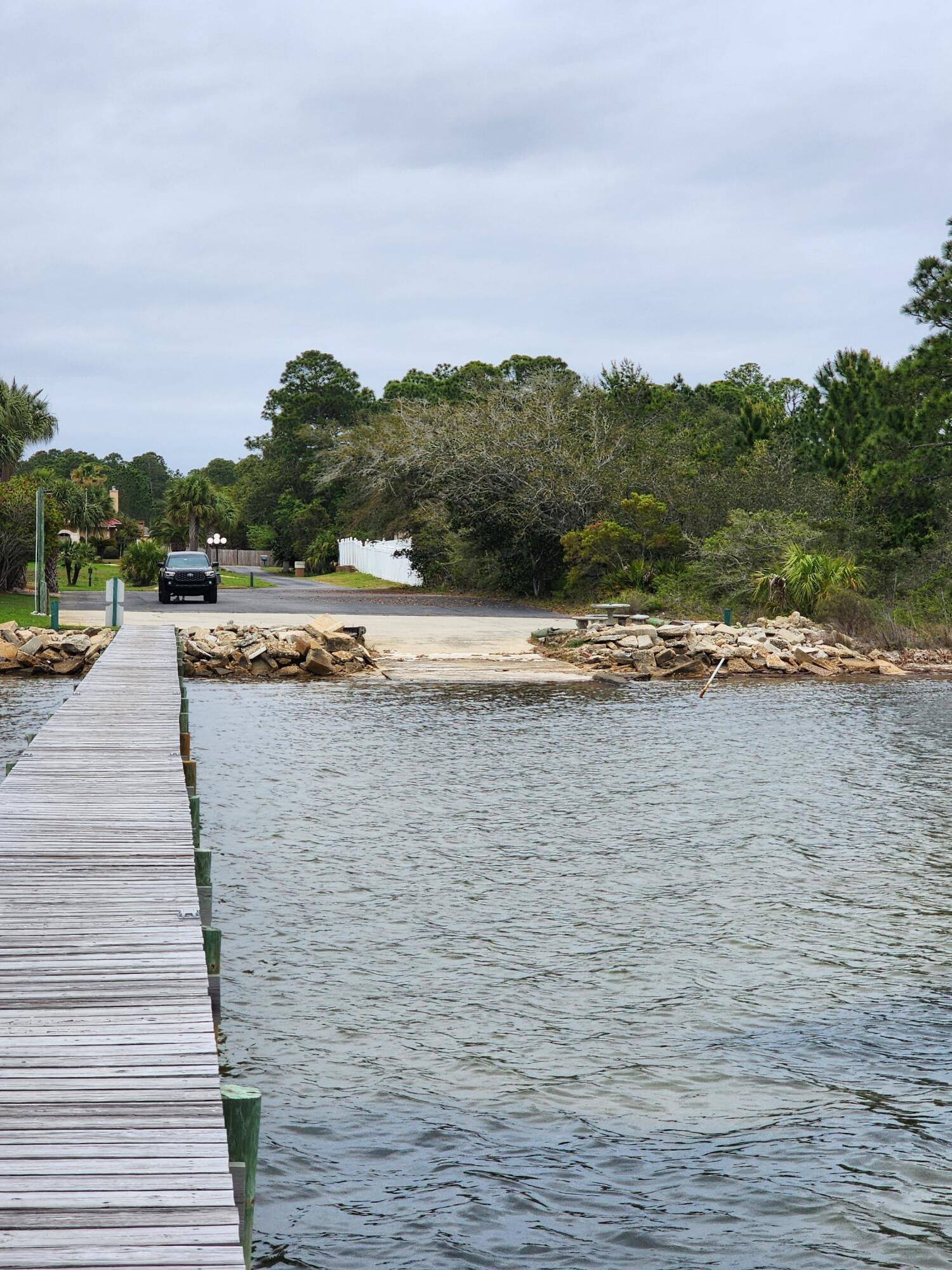 1817 E Smugglers Cove Drive