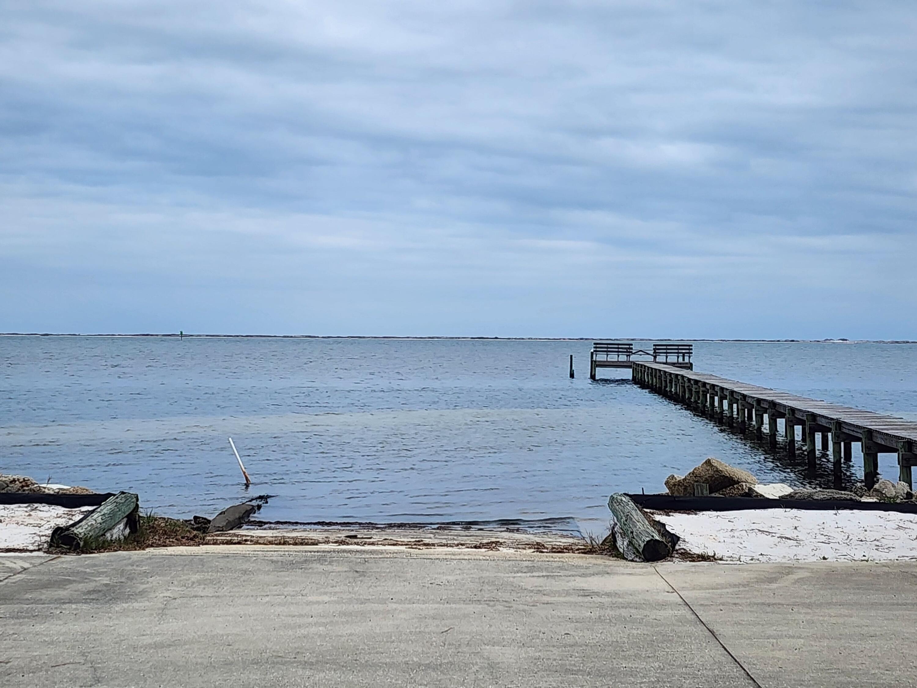 1817 E Smugglers Cove Drive