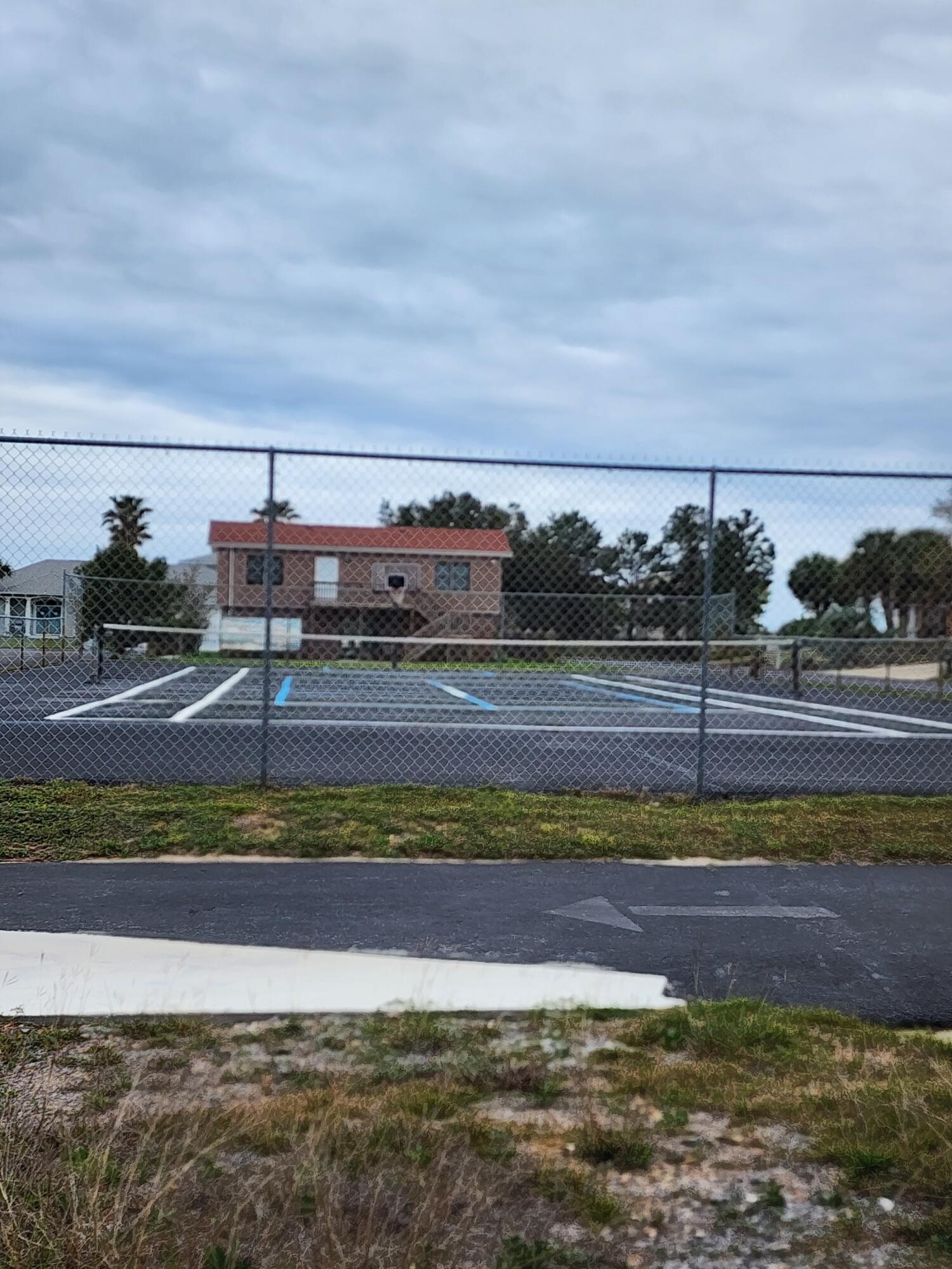 1817 E Smugglers Cove Drive