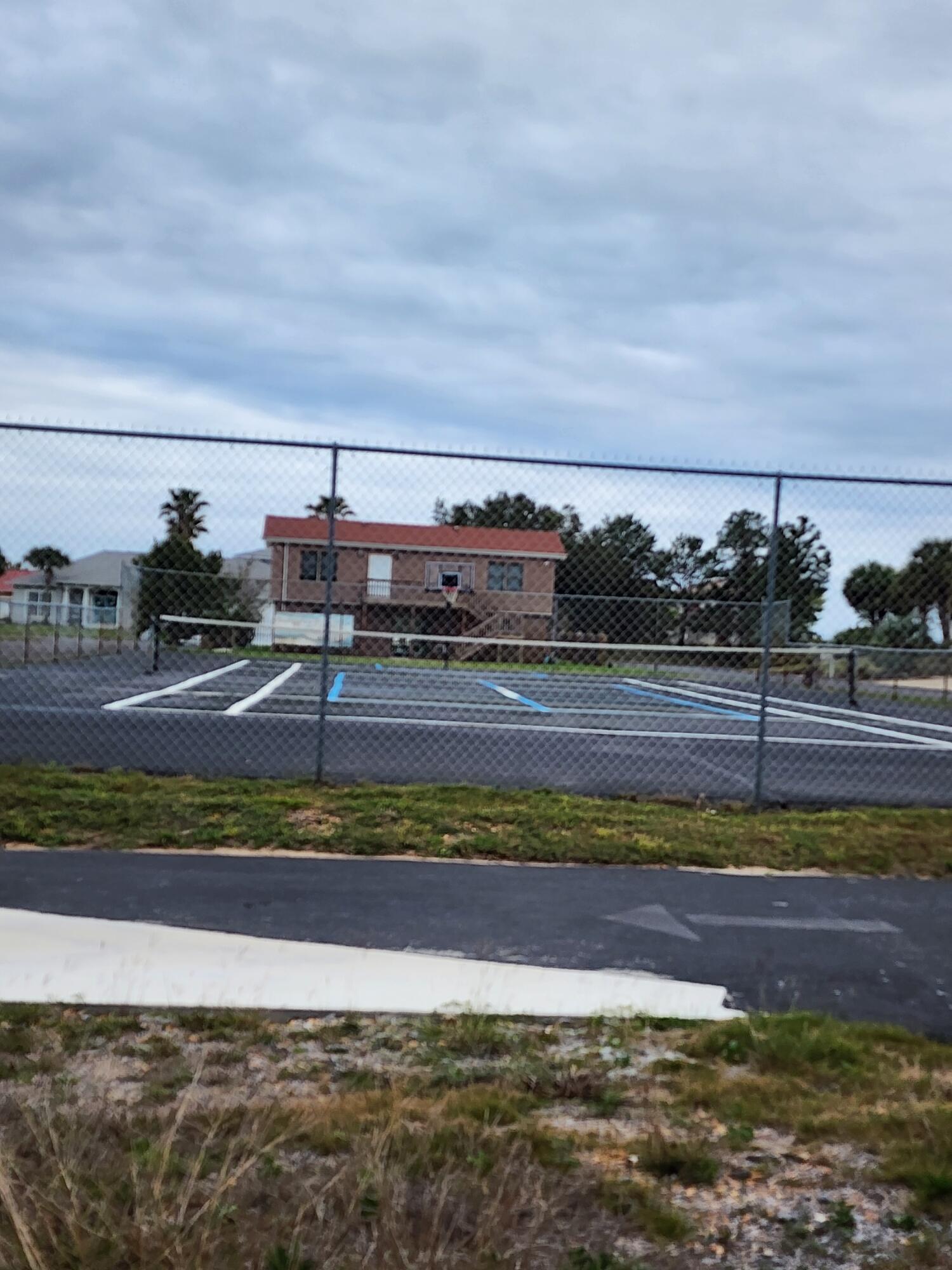 1817 E Smugglers Cove Drive