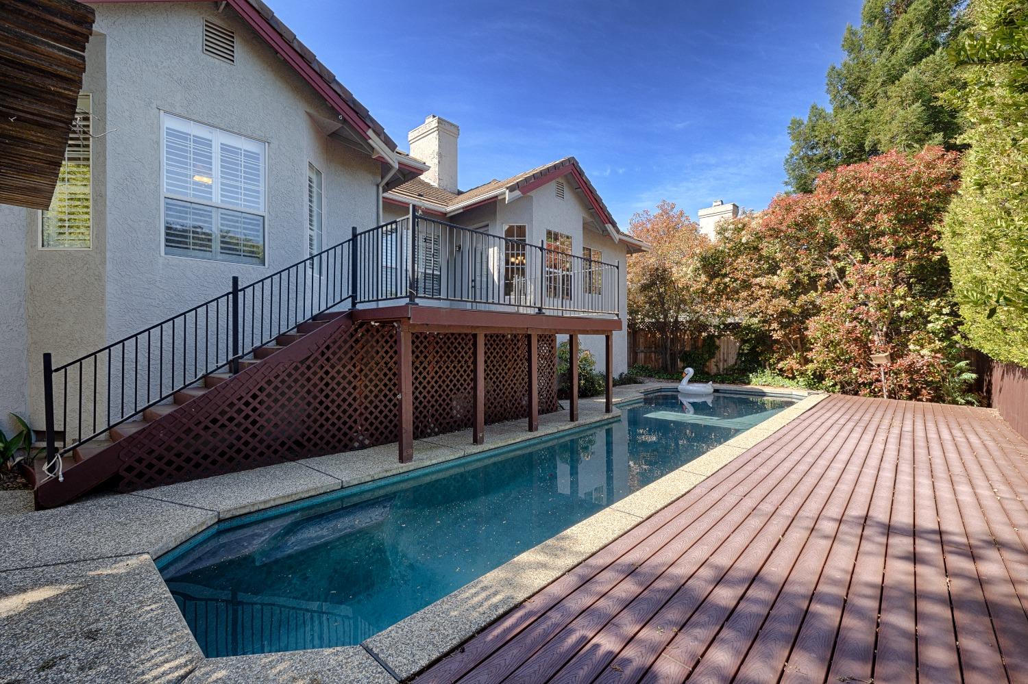 6960 Green Leaf Court