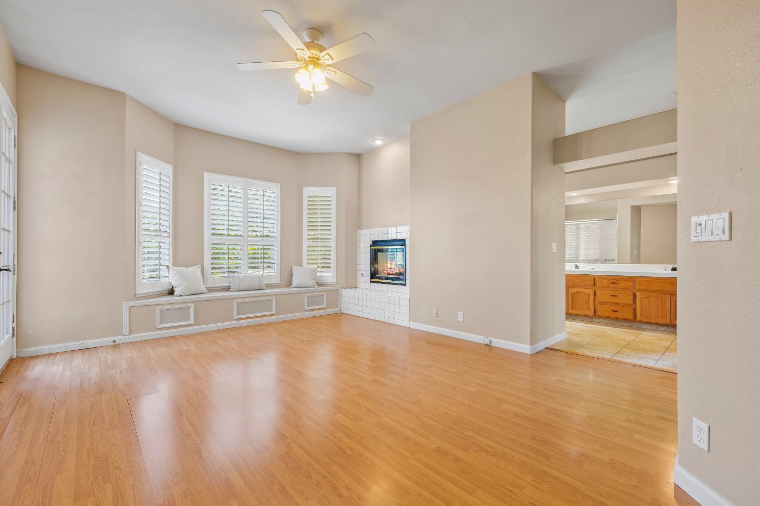 6960 Green Leaf Court