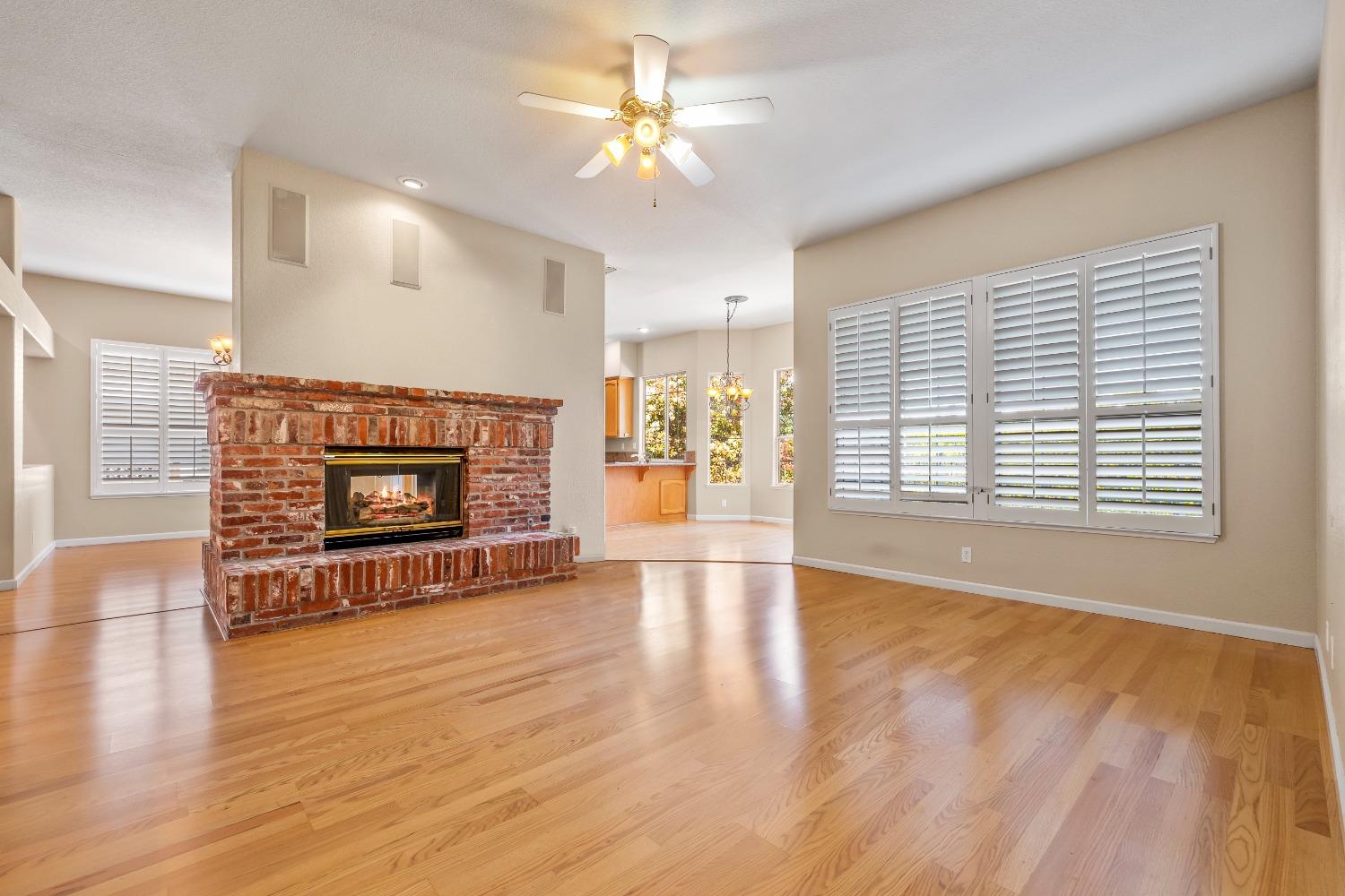 6960 Green Leaf Court