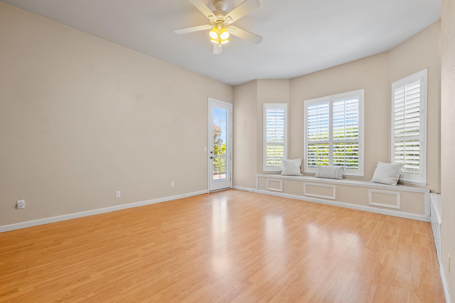 6960 Green Leaf Court