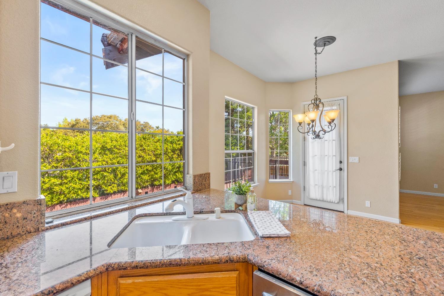 6960 Green Leaf Court