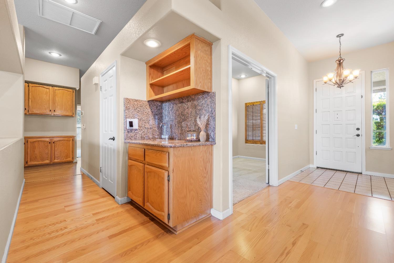 6960 Green Leaf Court