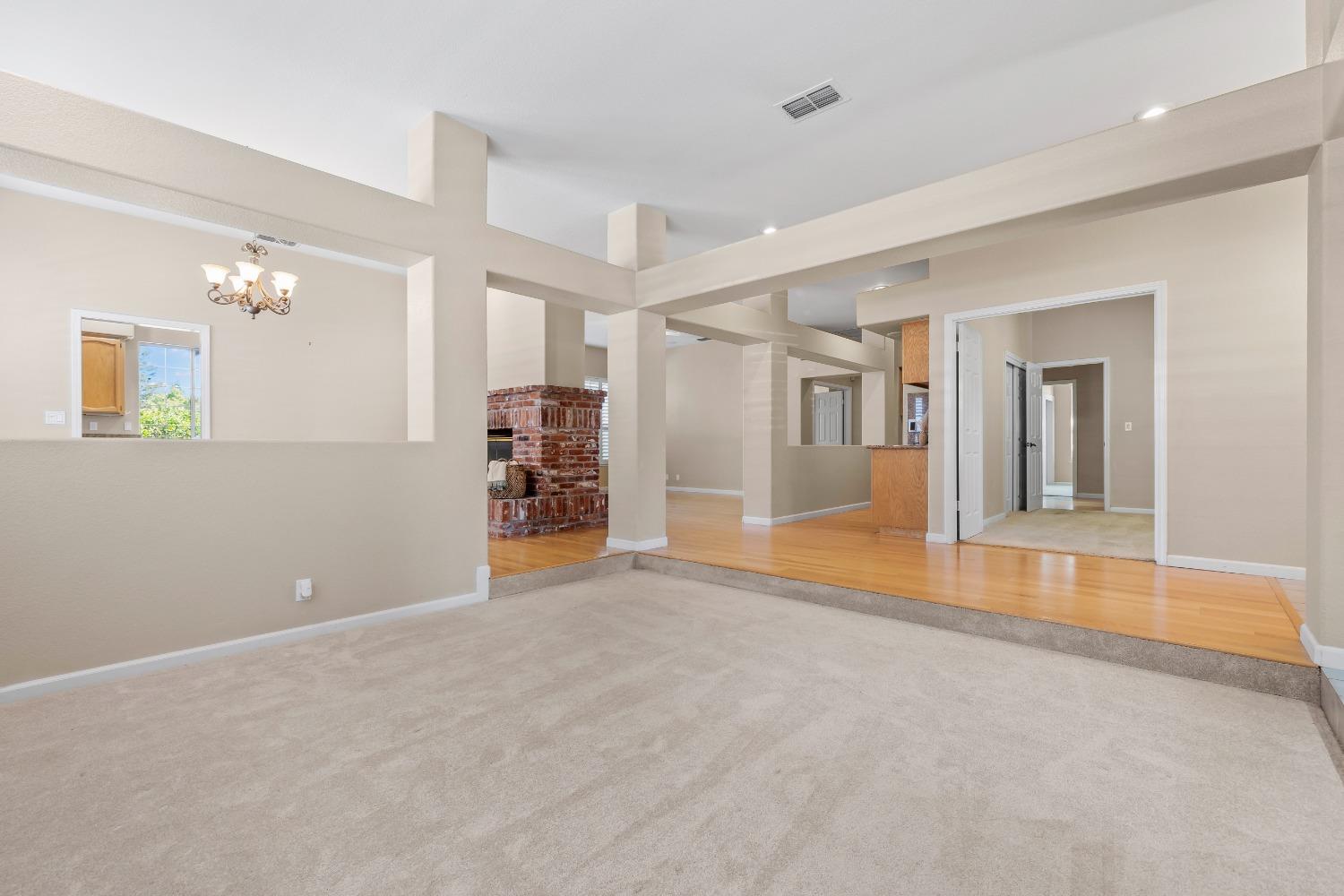 6960 Green Leaf Court