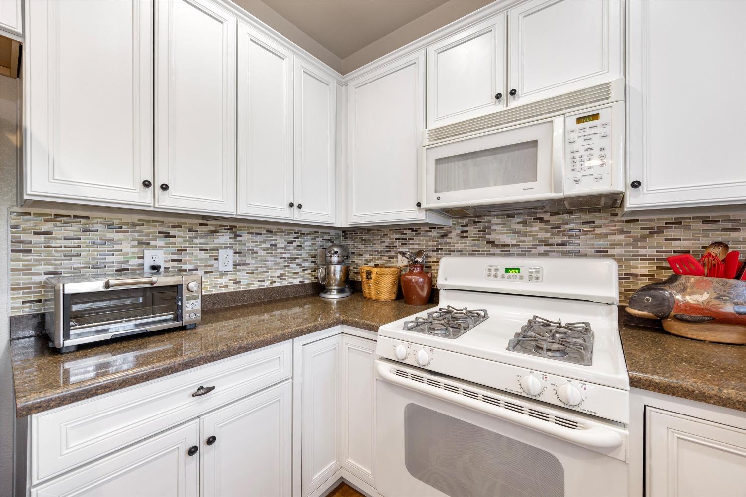 648 Shasta Oaks Circle