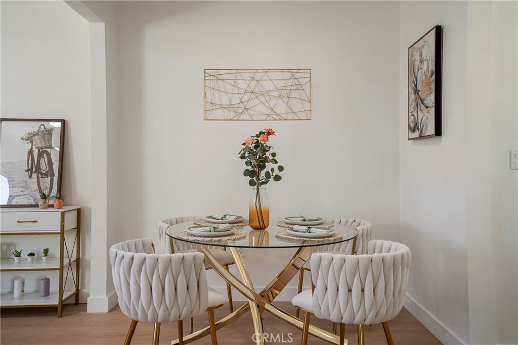 3211 W Jeffries Avenue