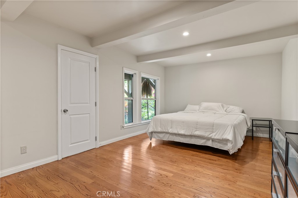 3260 De Witt Drive