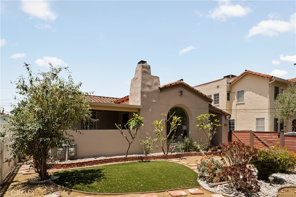 3848 Boyce Avenue