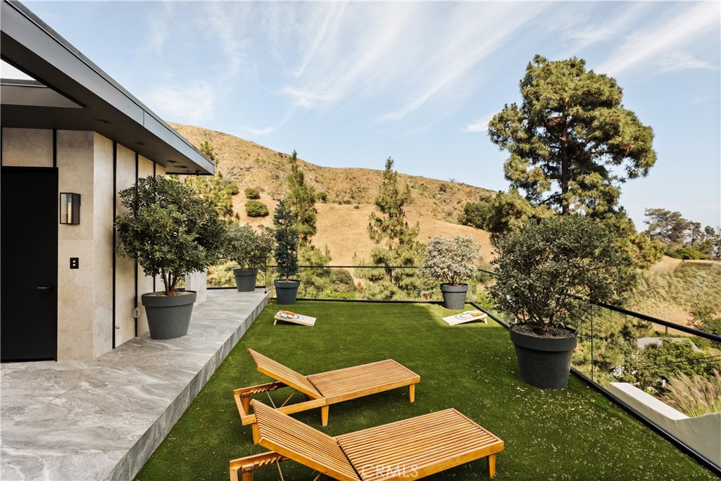 1955 Curson Place