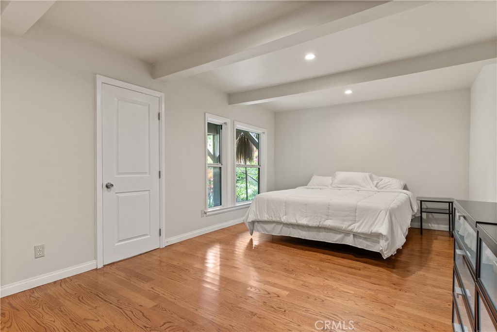 3260 De Witt Drive