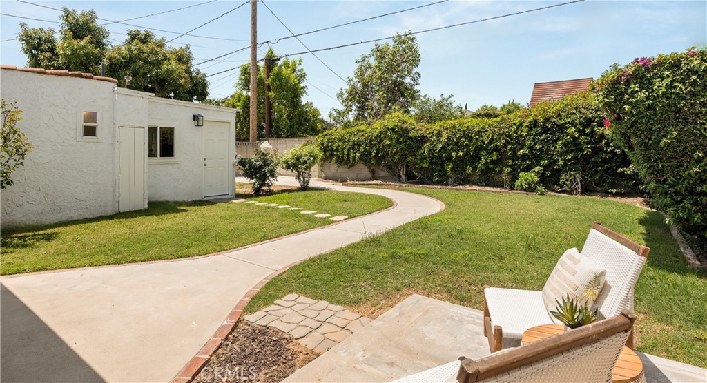 933 N Lincoln Street