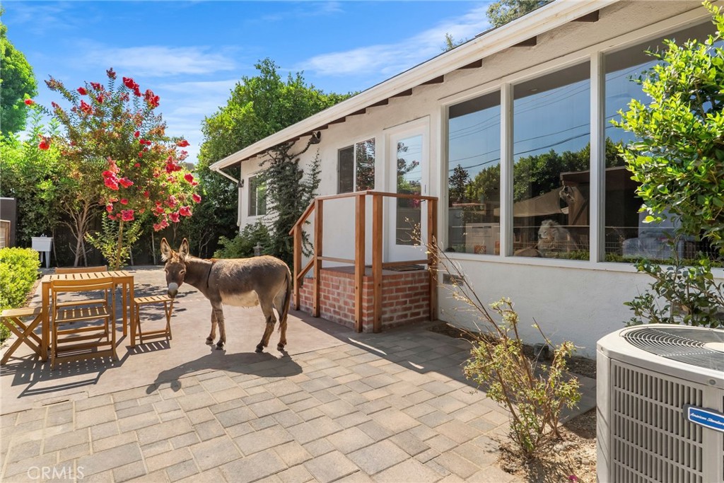 1321 W Morningside Drive