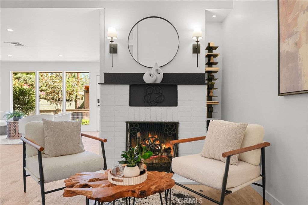 1321 W Morningside Drive