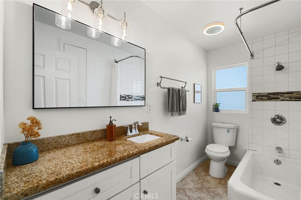 2715 Blanchard Street