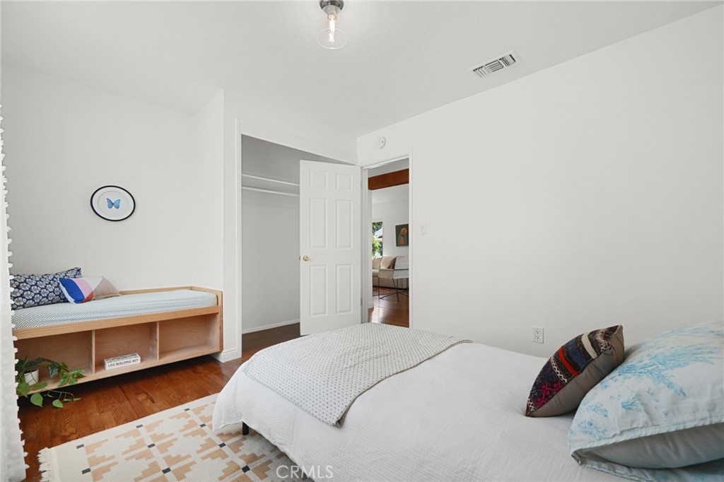 2715 Blanchard Street