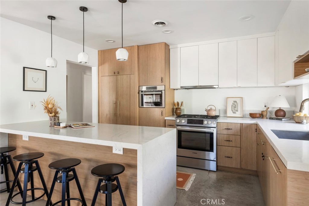 1813 N Avenue 53