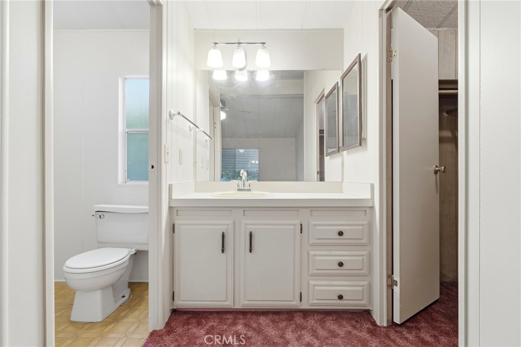 9051 Laurel Canyon Boulevard 7