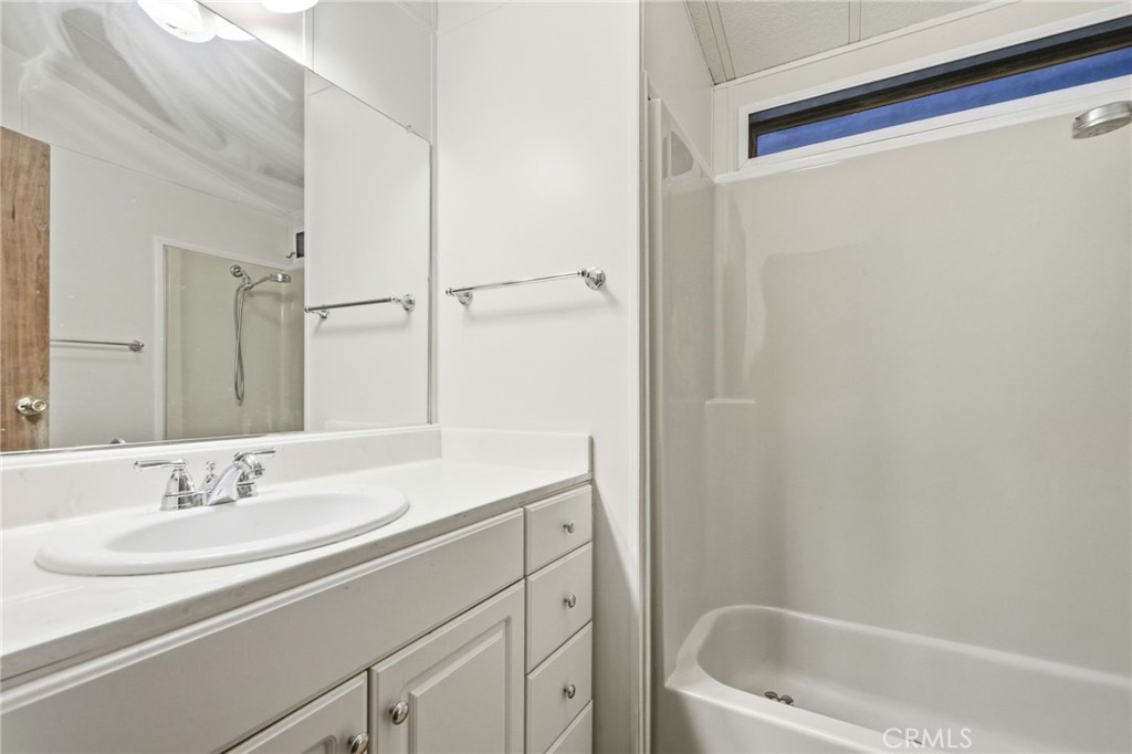 9051 Laurel Canyon Boulevard 7