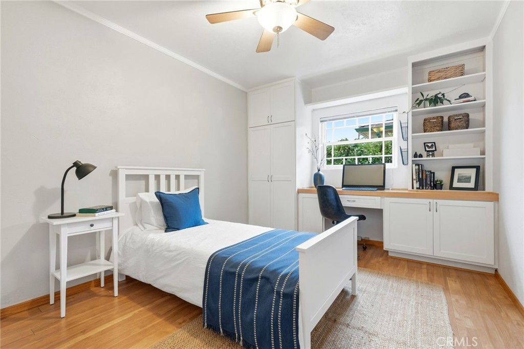 1216 N Valley Street