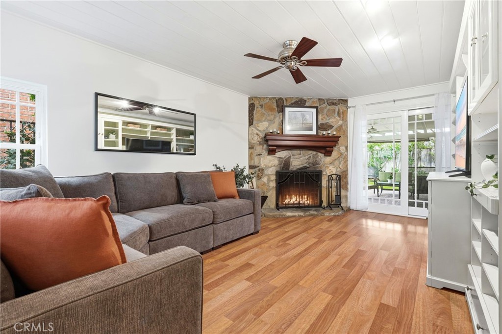 1216 N Valley Street