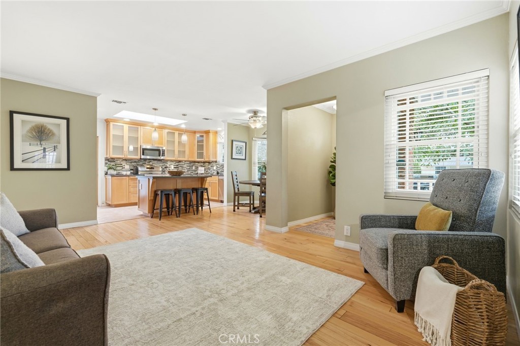 1216 N Valley Street