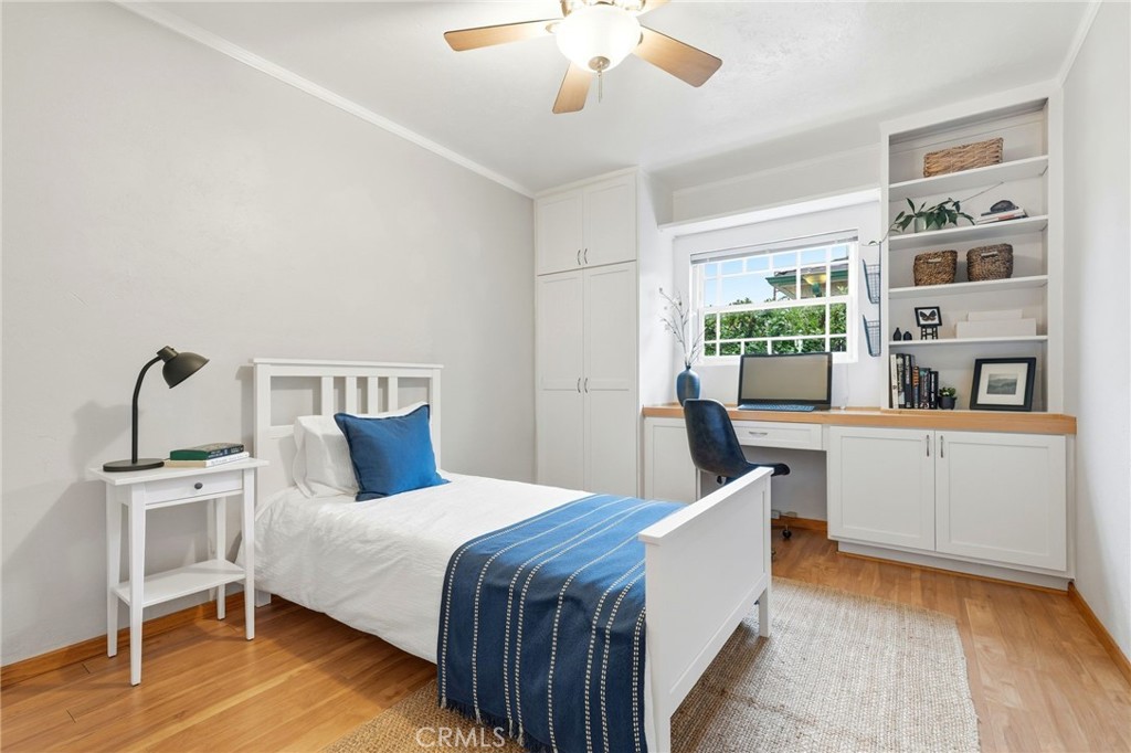 1216 N Valley Street