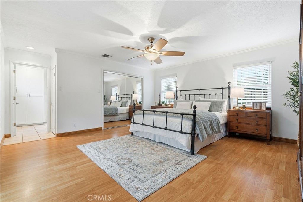 1216 N Valley Street