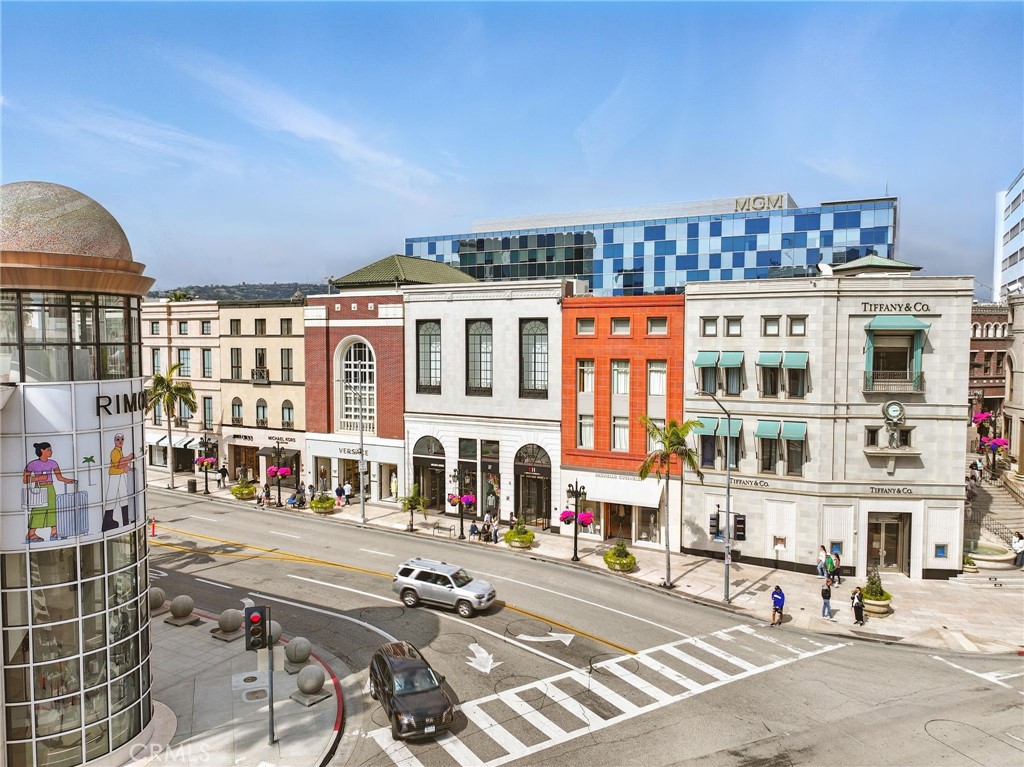 9330 Clifton Way 301