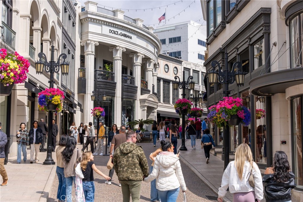 9330 Clifton Way 301