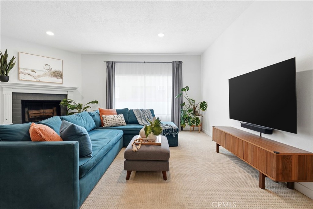4821 Riverton 2
