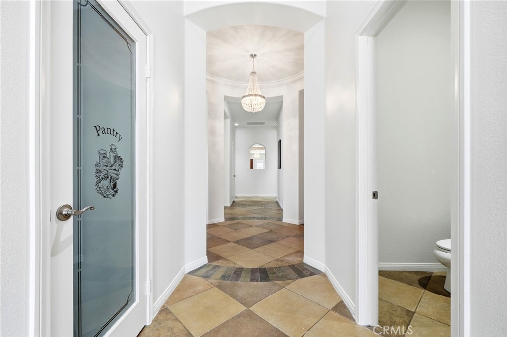 2943 W Meyers Road