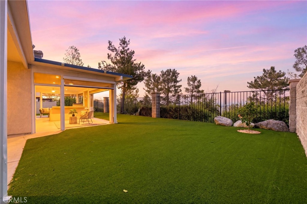 2943 W Meyers Road