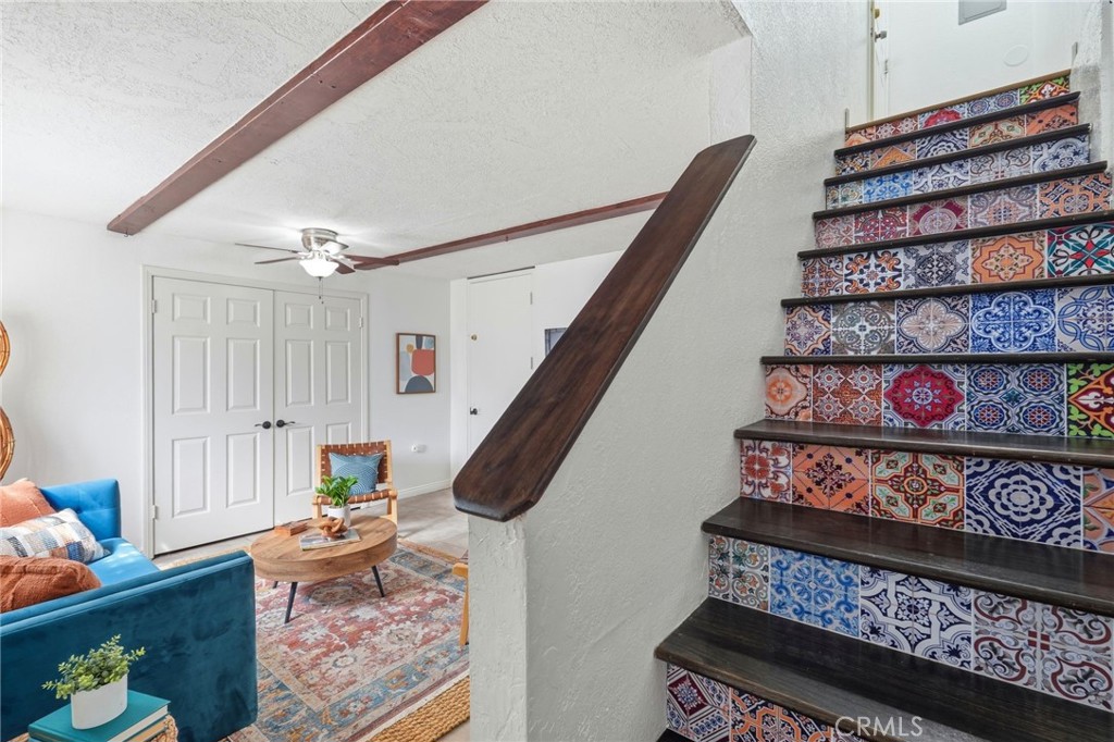 7304 Balboa C