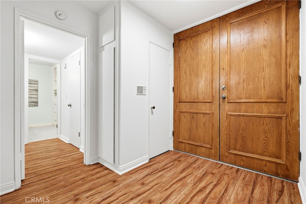 5870 Green Valley