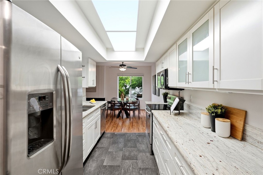 5870 Green Valley