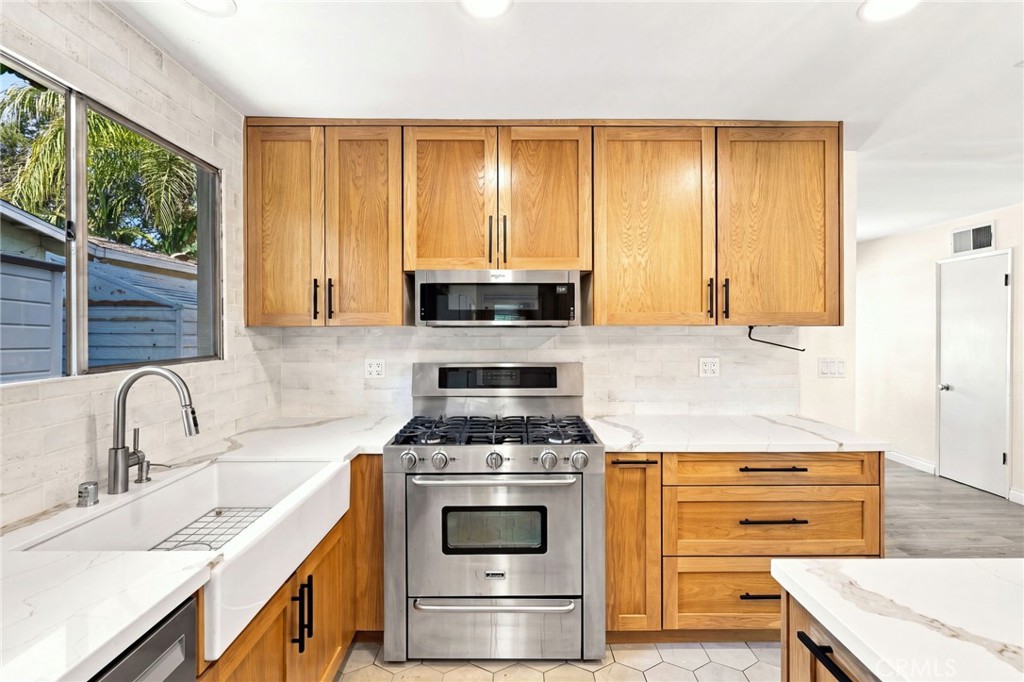 22510 Hartland