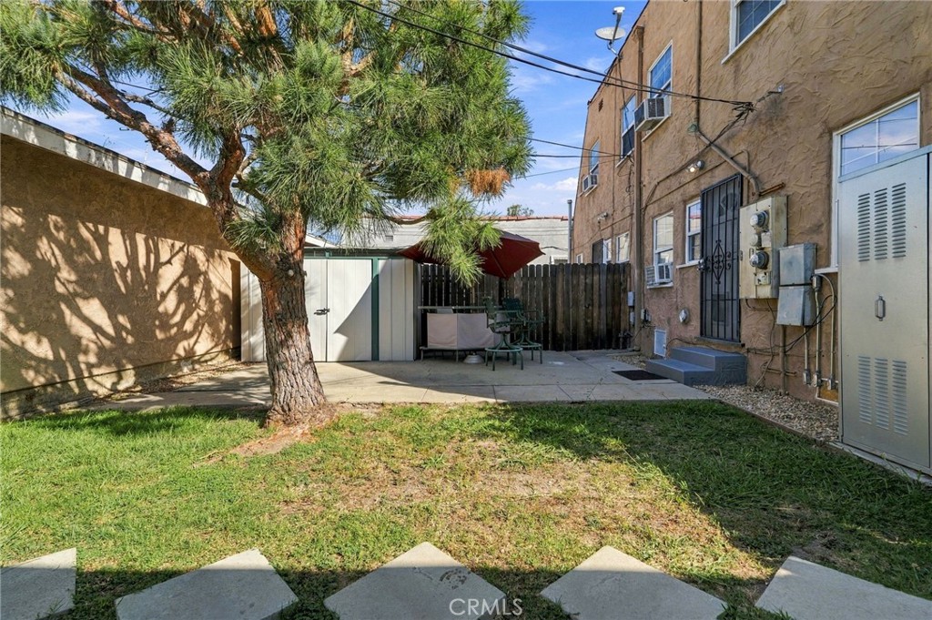 2839 Hillcrest Drive