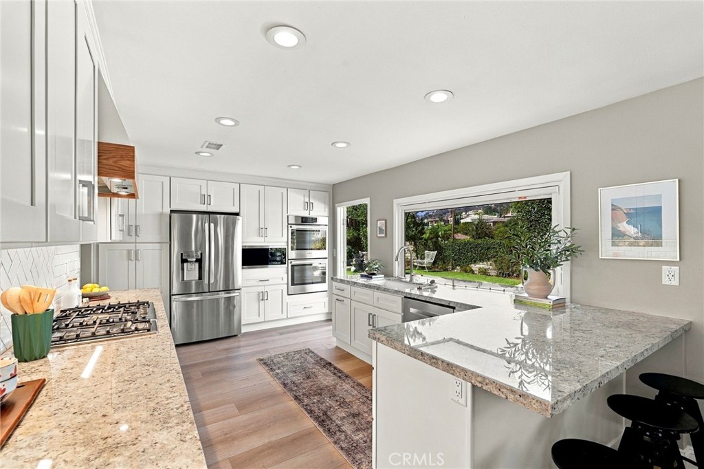 3133 Highland View