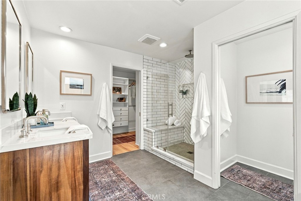 3133 Highland View