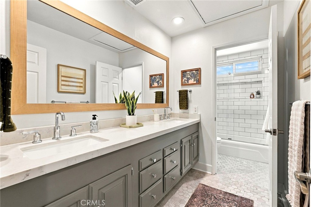 3133 Highland View