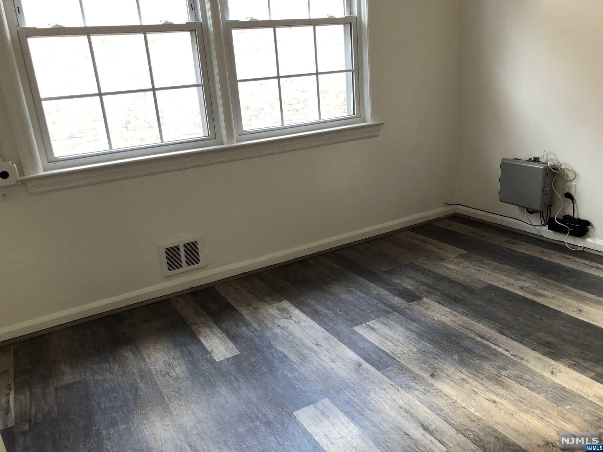172-182 Franklin Avenue 3B