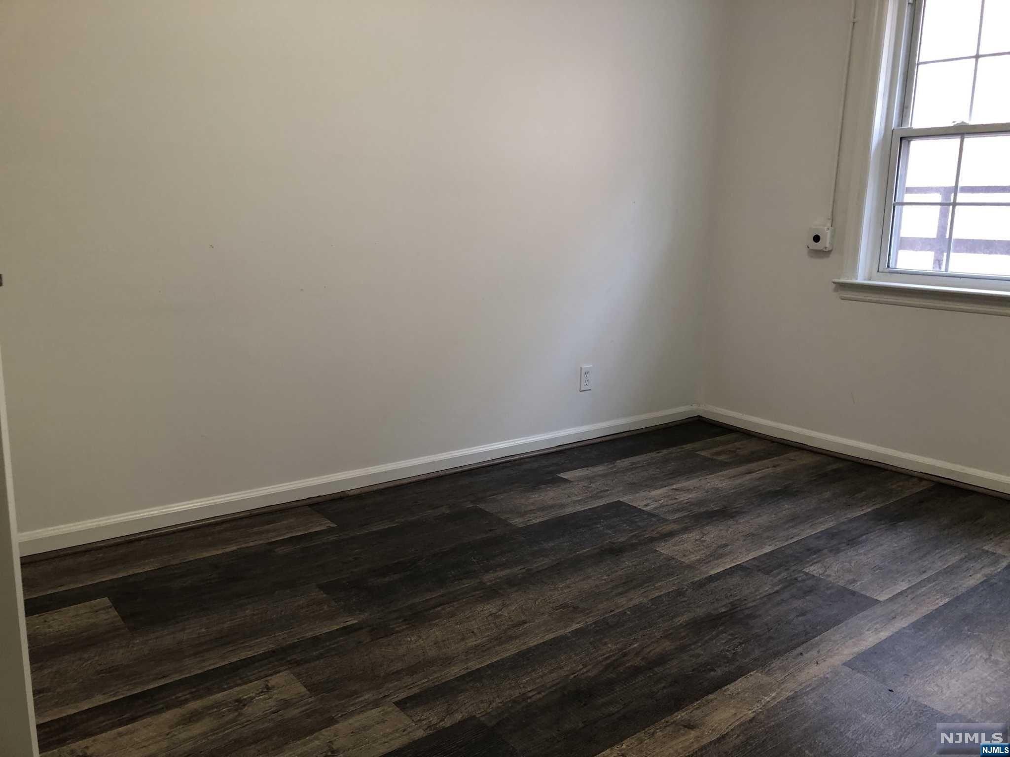 172-182 Franklin Avenue 3B