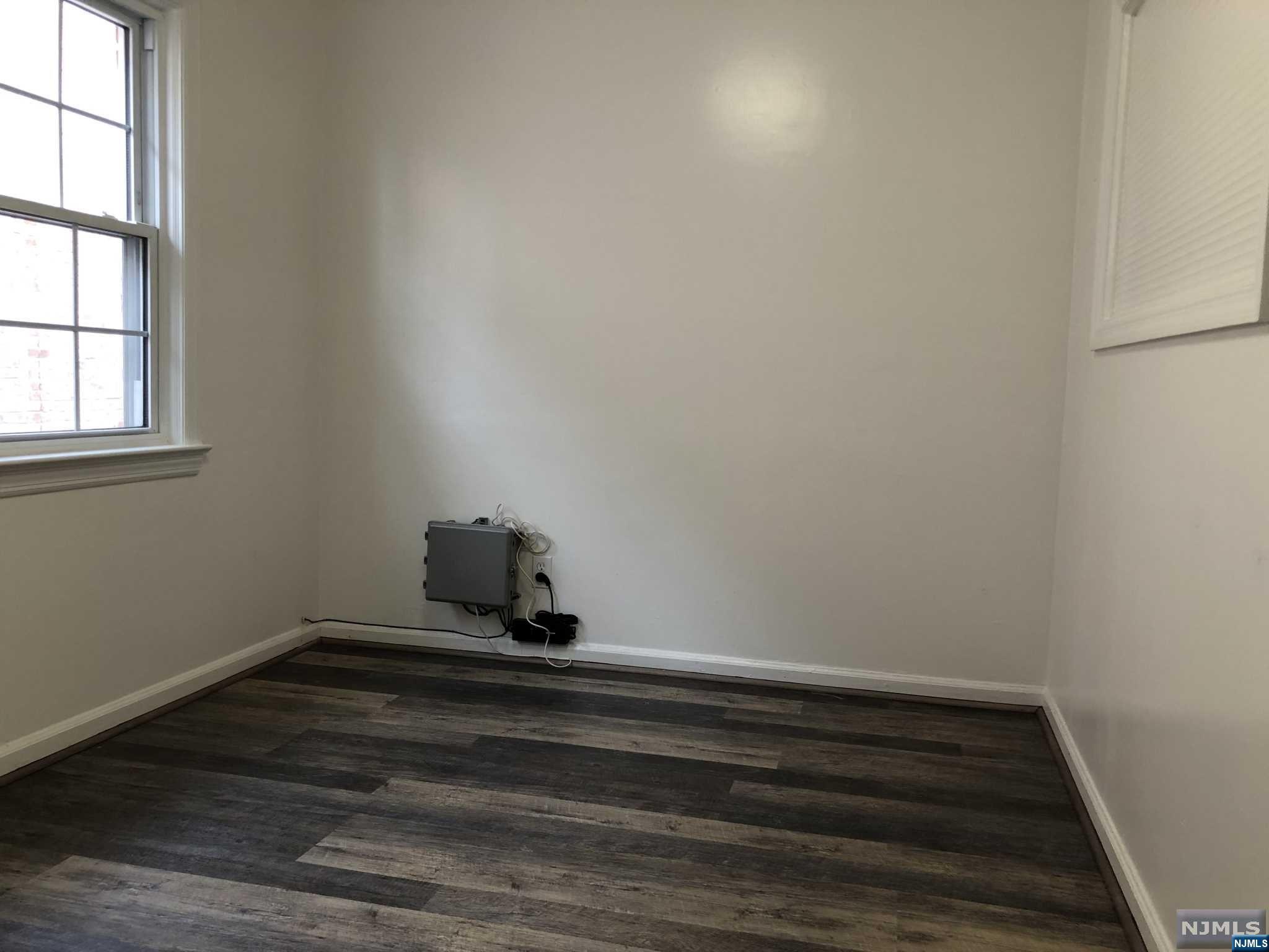 172-182 Franklin Avenue 3B