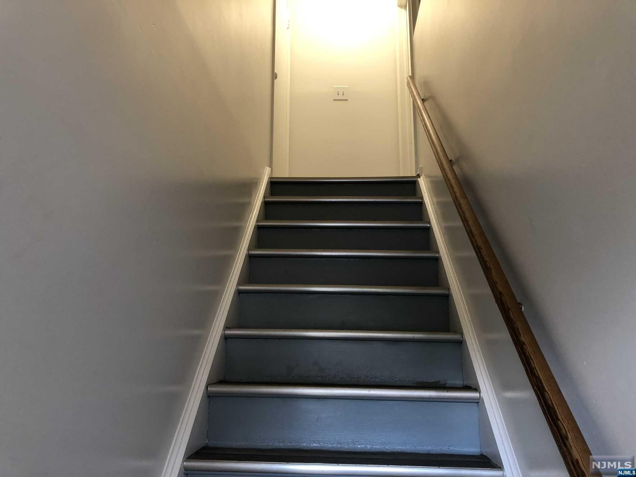 172-182 Franklin Avenue 3B