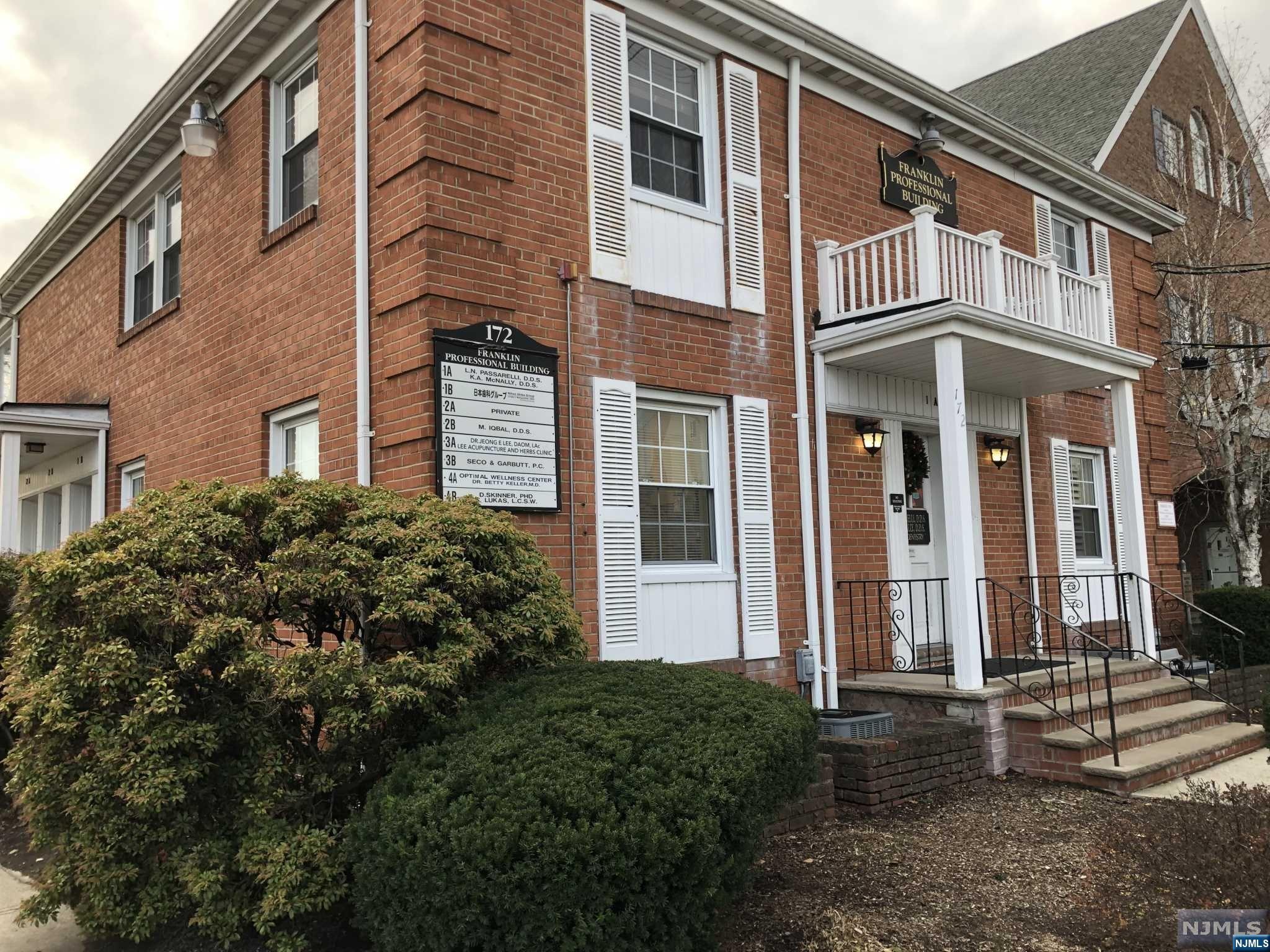 172-182 Franklin Avenue 3B